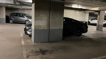 Expose Garagenstellplatz in Wohnhaus