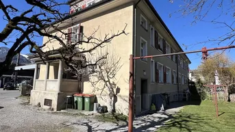 Expose CHARMANTE 4 ZIMMER WOHNUNG IN ZENTRALER LAGE