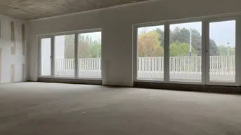 Expose RIVUS VIVERE, Terrassenbüro: Vielseitige Gewerbefläche im Edelrohbau - provisionsfrei vom Bauträger