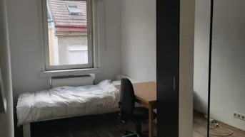 Expose ruhiges hofseitiges Zimmer