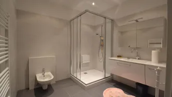 Expose 75 m² Neubau mit Dachgarten-Zugang &amp; XL Garage