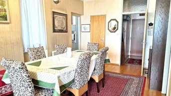 Expose Großzügig. Charmant. Wohnung mit Fernblick.
