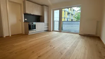 Expose Erstbezug! Garconniere im Herzen Salzburgs mit Sonnenbalkon