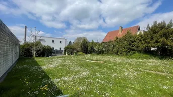 Expose BAUGRUNDSTÜCK MIT KLEINEM HAUS,SOWIE ALLEN ANSCHLÜSSEN IN STRASSHOF ZU VERKAUFEN!