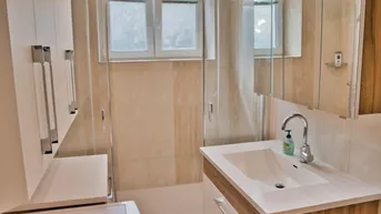 Expose BEFRISTET VERMIETETE, MODERNE TRAUMWOHNUNG IN TOP LAGE