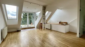 Expose ***LUXUSVILLA AUF DREI EBENE - MIT AUFZUG, GARAGE UND EIGENEM GARTEN***