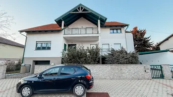 Expose TOLLES MEHRFAMILIENHAUS MIT GROßEM GARTEN