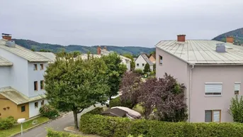 Expose TRAUMHAFTE 5-ZIMMER-MAISONETTE MIT GRÜNBLICK