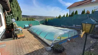 Expose *** 330 m² LEBENSGEFÜHL - GROSSZÜGIGE RäUME, MODERNES WELLNESS, LäNDLICHE RUHE***