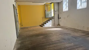 Expose GROßZÜGIGE SOUTERRAIN LAGERFLÄCHE MIT ENTWICKLUNGSPOTENTIAL | 1130 Wien