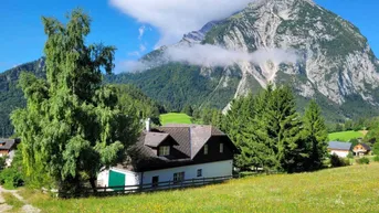 Expose Traumhaus in Pürgg: 270m², 5 Zimmer, Balkone, Terrasse, Garage – Ihr neues Zuhause!