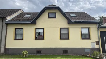 Expose EINFAMILIENHAUS MIT GROSSEM GARTEN, GARAGE UND POOL