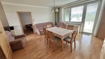 Expose GERÄUMIGE 4-ZIMMER-WOHNUNG MIT DACHTERRASSE UND TRAUMHAFTEM AUSBLICK!