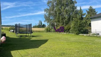 Expose Exklusives Baugrundstück für Bauträger oder Privatpersonen schon aufgeschlossen!