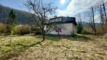 Expose PRIVAT ODER BAUTRÄGER 2 Grundstücke mit 2.273 m² Grundfläche und einer 360m² großen Villa!