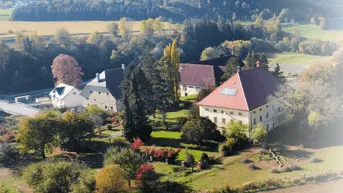 Expose Historischer Gutshof mit Schlosscharakter in Althofen – vielseitiges Entwicklungspotenzial