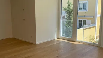 Expose Erstbezug mit Balkon und Tiefgarage in zentraler Lage - die ideale Wohnung für Paare!