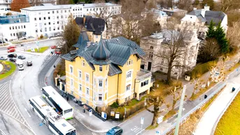 Expose HISTORISCHES ANWESEN DIREKT AM GISELAKAI – CECONI VILLA MIT FESTUNGSBLICK
