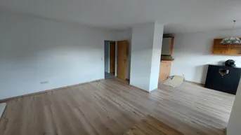 Expose Großzügige 3-Zimmer-Wohnung in ruhiger Zentrumslage (auch WG)