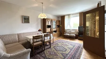 Expose Renovierungsbedürftige Wohnung und Garage in Ottensheim - Perfekt für kreative Eigenheimgestaltung!