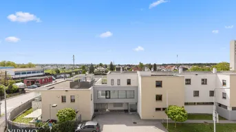 Expose Attraktive 3-Zimmer-Wohnung mit Balkon und Tiefgaragenplatz in zentraler Lage von Traun