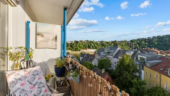 Expose Stilvoll sanierte 3-Zimmer-Wohnung mit Balkon in Alturfahr – Donaublick &amp; Donaustrand fußläufig erreichbar