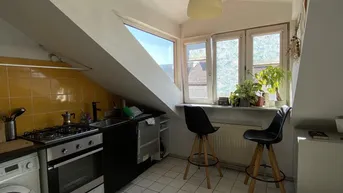 Expose Helle, große Dachgeschoss-Wohnung in 1050 sucht Nachmieter:in