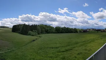 Expose Luxuriöses Penthaus in Eggelsberg mit großer Dachterrasse und unverbaubarer Aussicht in Ruhelage (provisionsfrei)