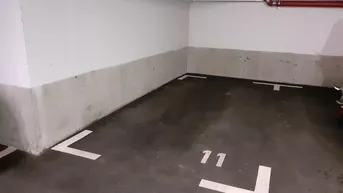 Expose Garagenplatz direkt bei U-Bahn/S-Bahn Station Floridsdorf