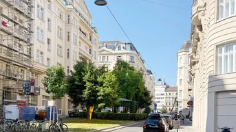 Expose Erstbezug nach Sanierung – 4-Zimmer-Wohnung mit Balkon (134 m²)