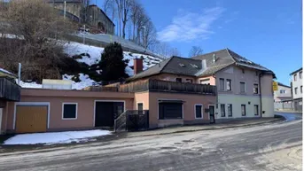 Expose Vollvermietetes Wohn- und Geschäftshaus - Renditeobjekt für 550.000 €!
