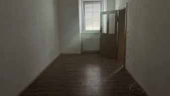 Expose Vollsanierte 1-Zimmer-Wohnung mit Terrasse in Hohenau – Ihr neues Zuhause! Miete: 459,65 €