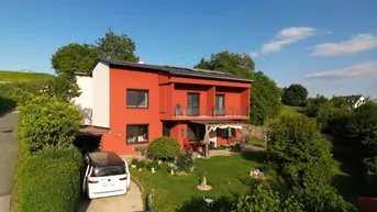 Expose Großzügiges EINFAMILIENHAUS mit Weitblick über die Thermenregion