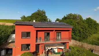 Expose Großzügiges EINFAMILIENHAUS in AussichtsLage