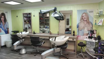 Expose Exklusiver Friseursalon &amp; Barber Shop mit großem Kundenstamm und Parkplätzen