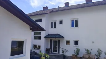 Expose HEIMKOMMEN und wohlfühlen - großzügiges Wohnhaus mit Innenhof schönem Garten und herrlichem Ausblick