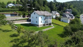Expose Großzügiges Wohn- Geschäftshaus - Nebengebäude - herrlichem Ausblick in Zentrumsnähe - 1h nach Wien