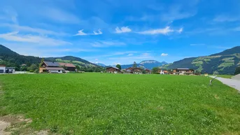 Expose Grundstück auf sonnigem Hochplateau