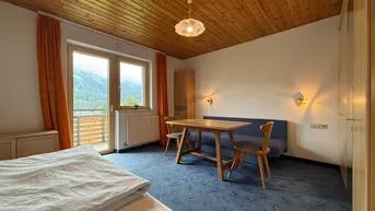 Expose Kleine Wohnung(en) in erhöhter Sonnenlage