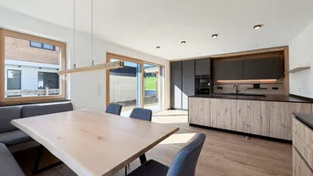 Expose Großzügiges Neubau Einfamilienhaus mit Bergblick