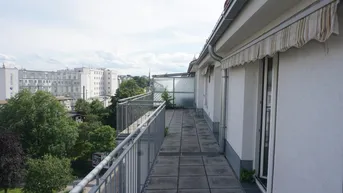 Expose Helle 3-Zimmer Wohnung mit toller Terrasse zu verkaufen 