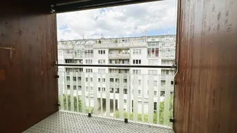 Expose Single-Wohnung mit Abstellraum und West-Loggia | Nähe U1 Donauzentrum