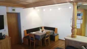 Expose Gut geschnittene 2 Zimmer Wohnung in ruhiger, zentraler Lage in Landeck 
