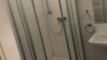 Expose Helle Chillige Wohnung unweit Uni - sichere Gegend