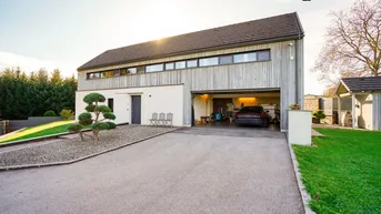 Expose Ein Anwesen wie kein zweites - exklusives Zuhause in erstklassiger Lage mit italienischem Charme, stilvollem Pool und charmantem Weinkeller in Steyr