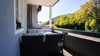 Expose Abendsonne und Ausblick – Leben über den Dingen! Helle Wohnung mit Balkon und drei Schlafzimmern