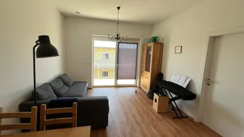 Expose Nachmieter für gut aufgeteilte Wohnung in Lödersdorf 