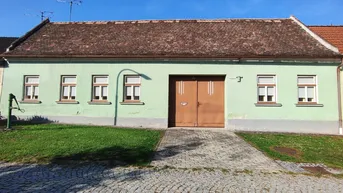 Expose Altes Bauernhaus mit viel Potential in zentraler Lage im Weinviertel