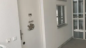 Expose Frauen WG Zimmer mit Balkon ab Juli frei! Nahe Erholungsbiet Alte Donau!!