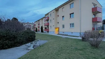Expose Wohnen in Schwechat - Gemütliche 2-Zimmer-Wohnung mit Parkplatz inklusive!